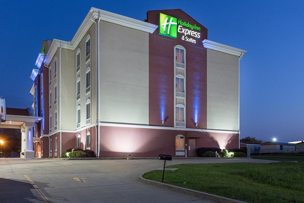 Holiday Inn Express Hotel & Suites Byram By Ihg Bagian luar foto