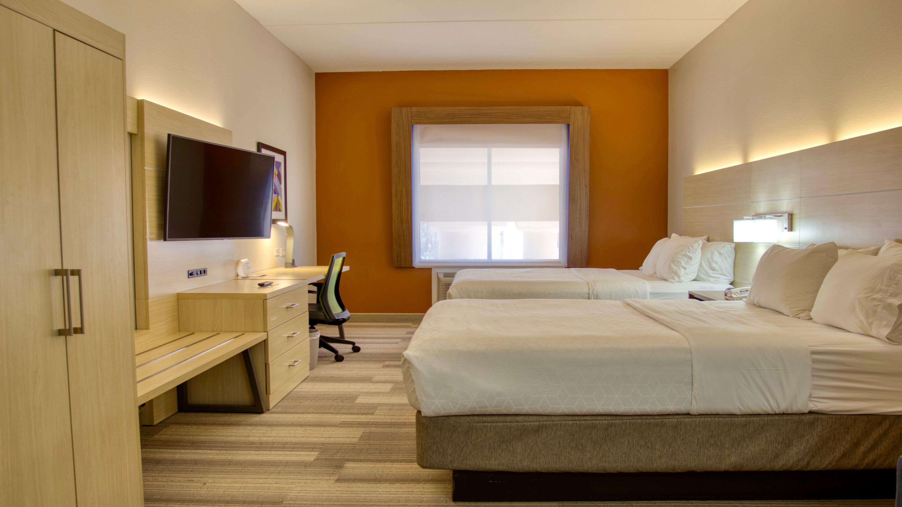 Holiday Inn Express Hotel & Suites Byram By Ihg Bagian luar foto