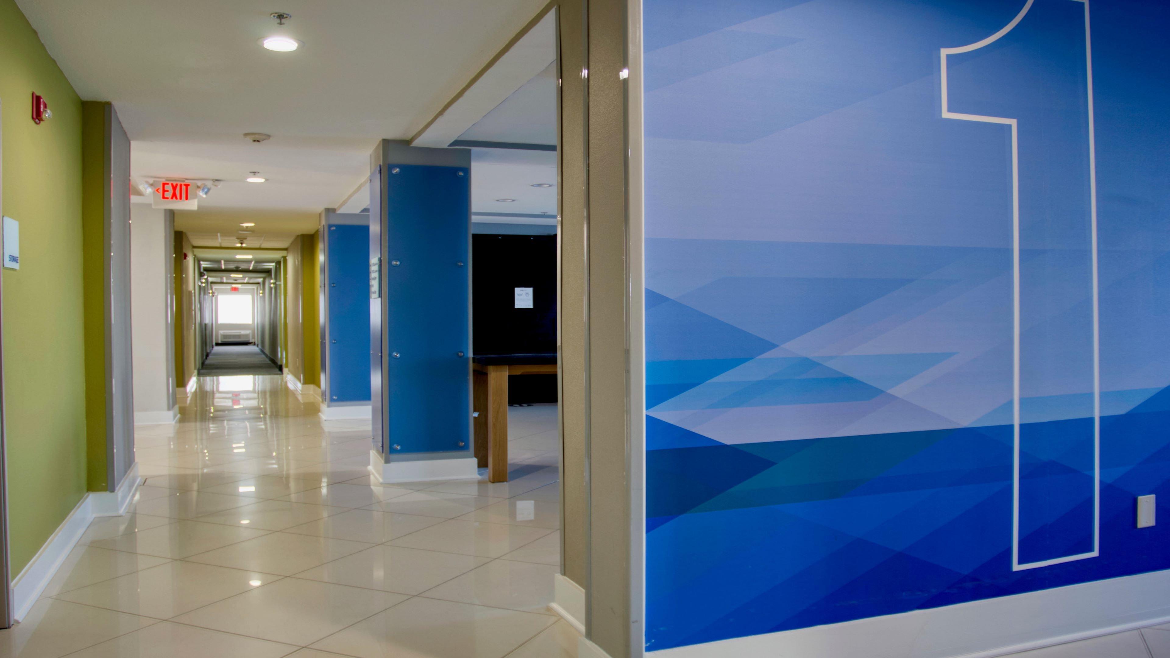 Holiday Inn Express Hotel & Suites Byram By Ihg Bagian luar foto