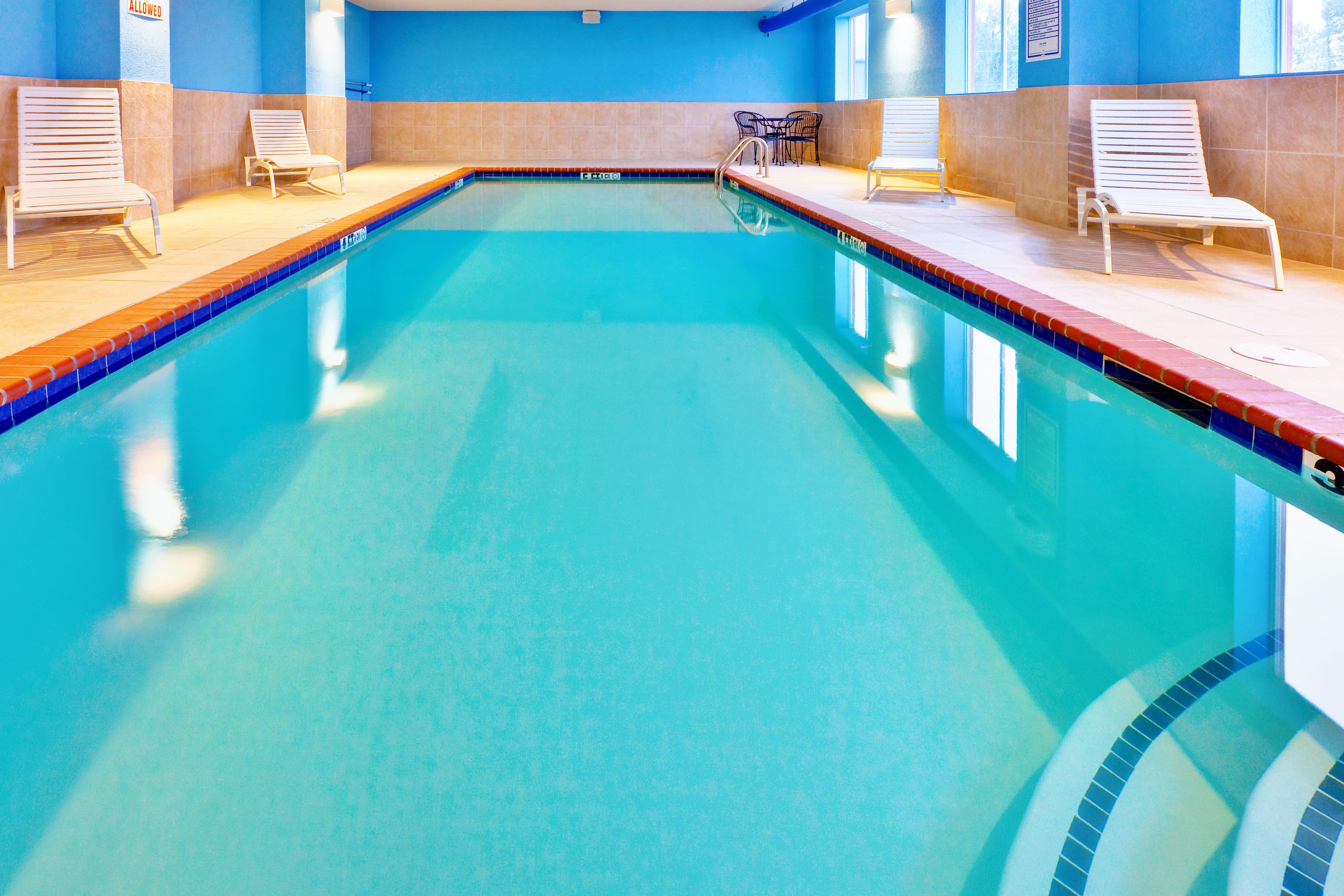 Holiday Inn Express Hotel & Suites Byram By Ihg Bagian luar foto