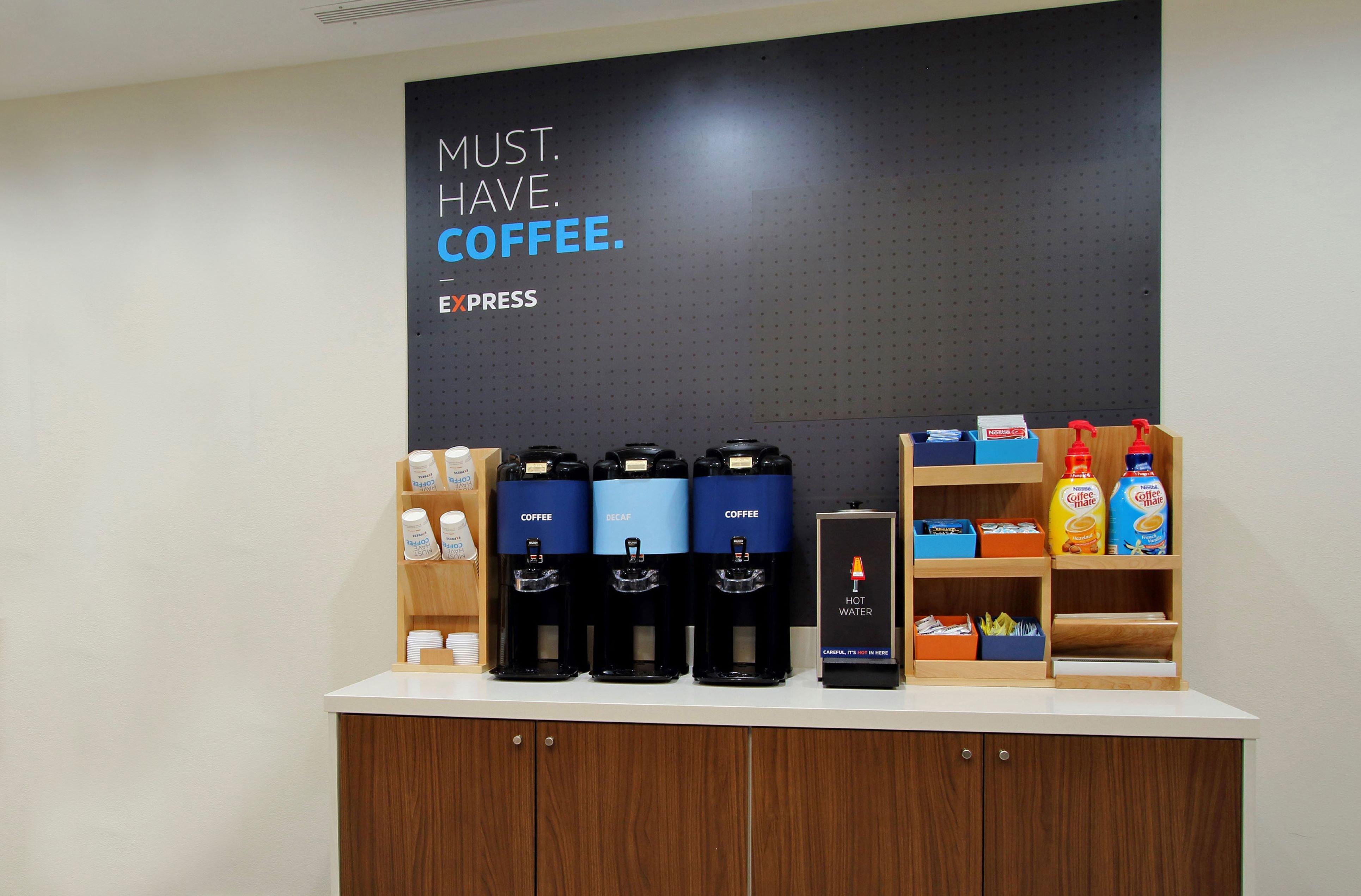 Holiday Inn Express Hotel & Suites Byram By Ihg Bagian luar foto
